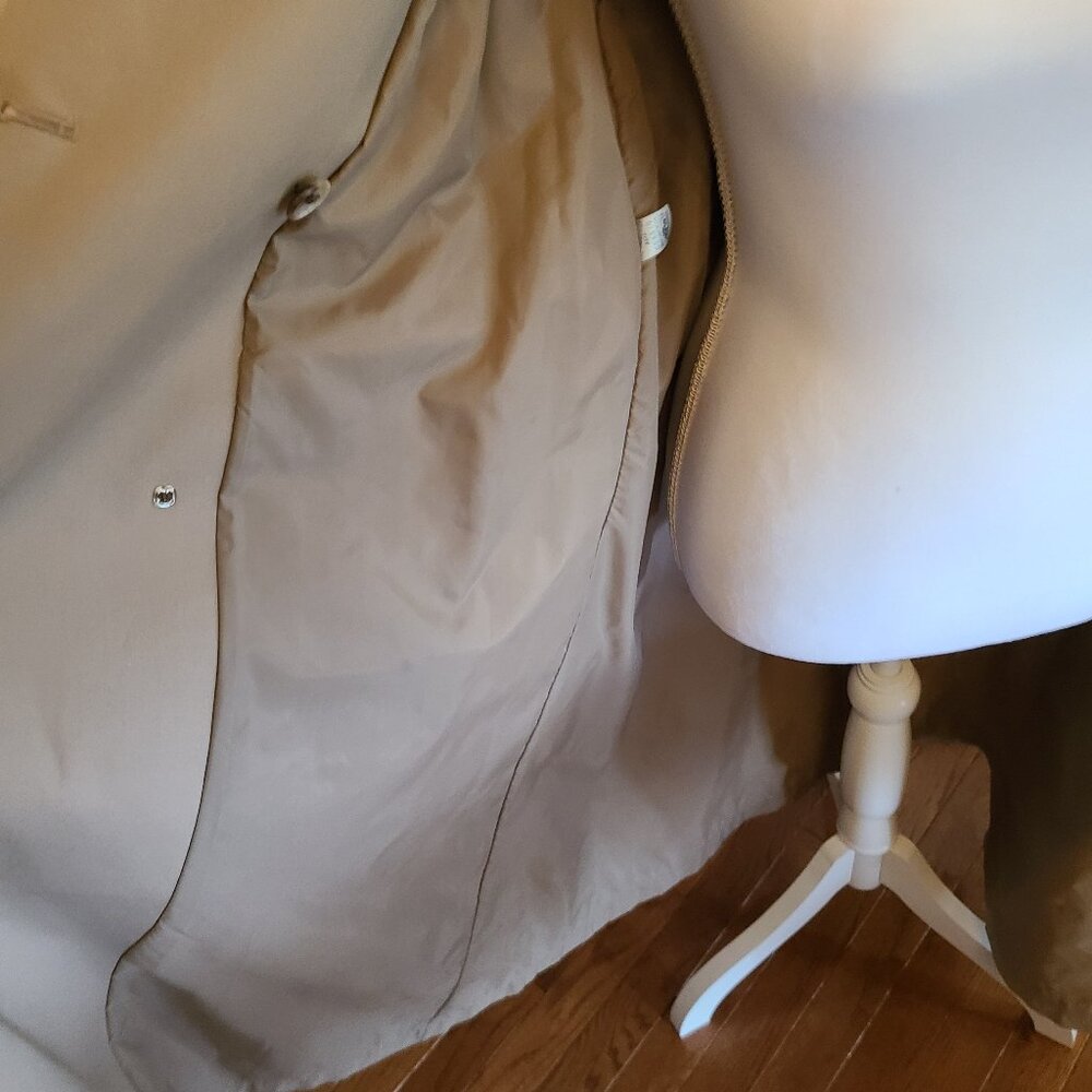 LONDON FOG VINTAGE WOMEN DOUBLE BREASTED BEIGE TRENCH COAT-CLASSIC BELTED STYLE - Picture 8 of 12